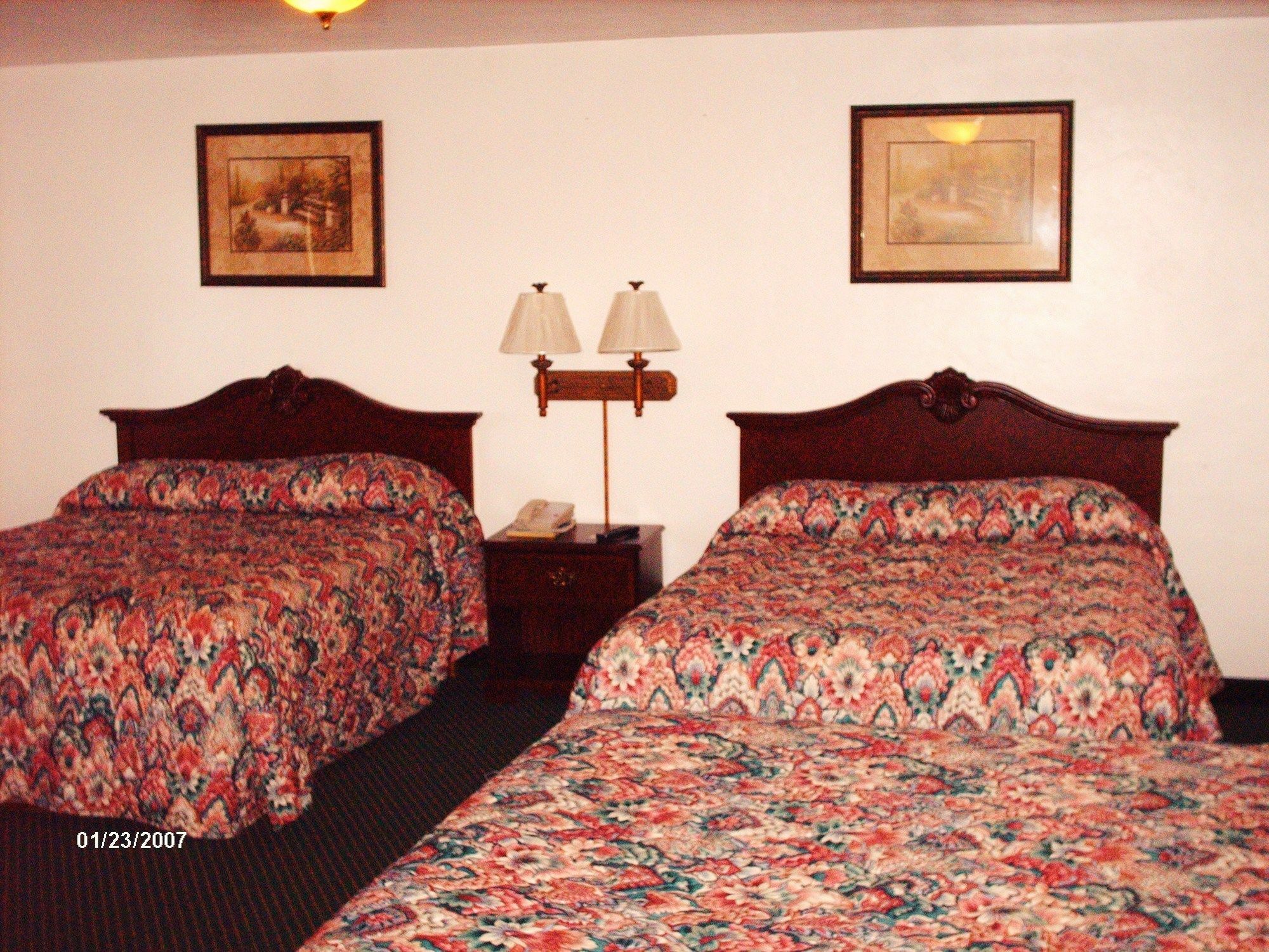 Americas Value & Klamath Falls
